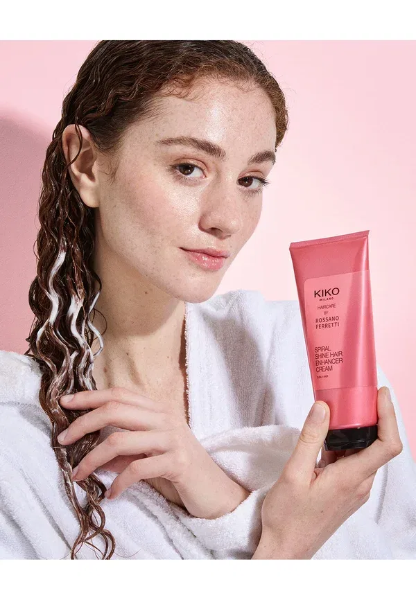 Крем для придания блеска волосам Spiral - маска для волос 200 мл Kiko Milano — фото 4