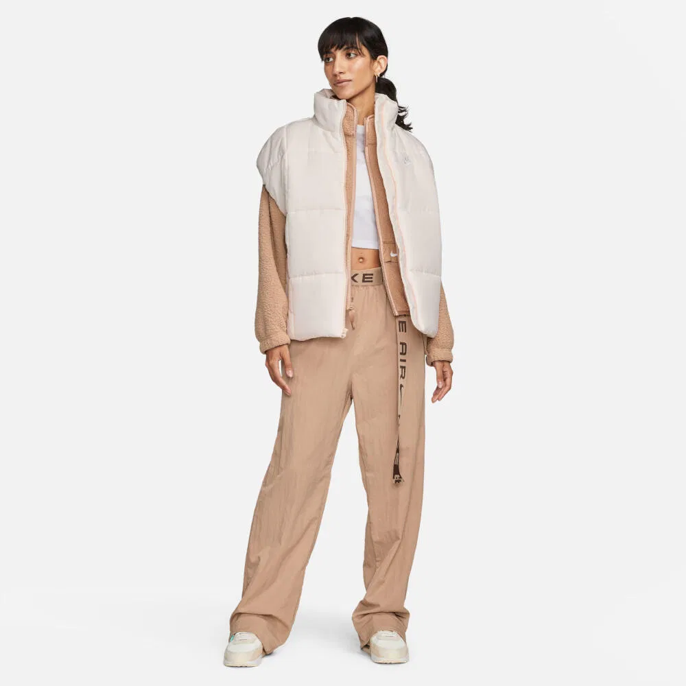 Женская утепленная жилетка Therma-FIT Classic Nike, Mango — фото 3