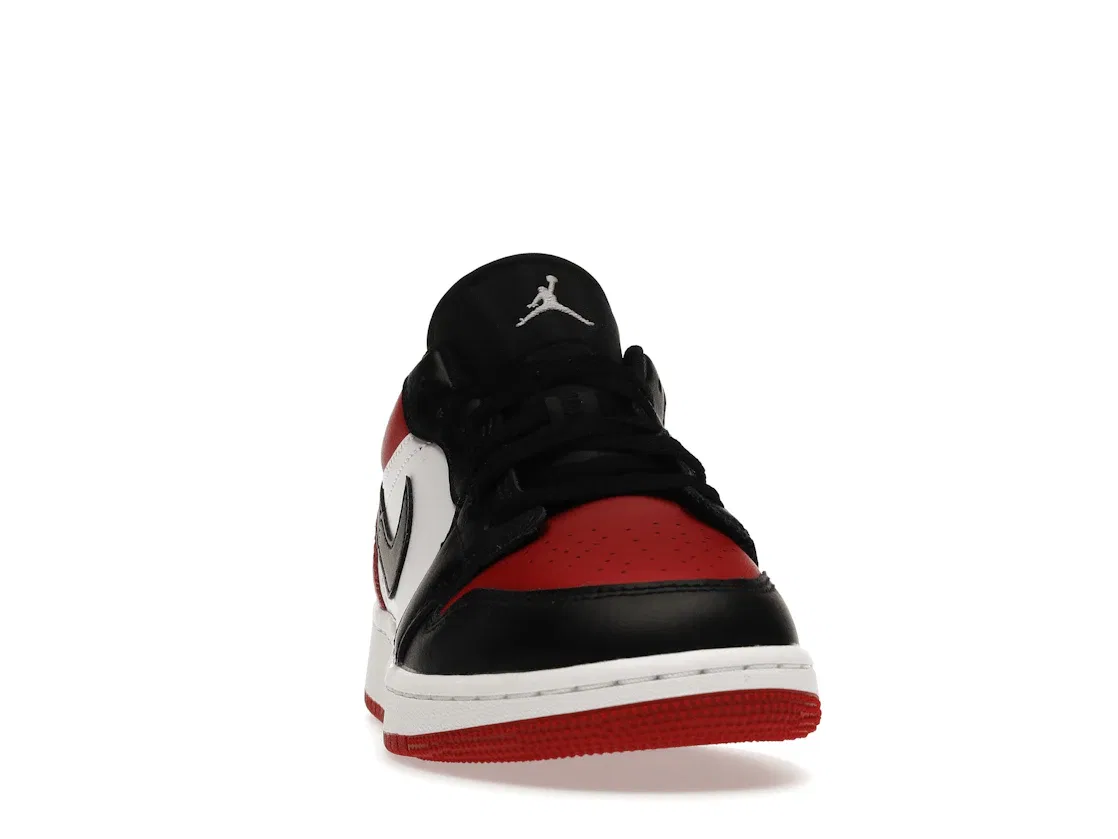 Детские кроссовки Lifestyle Jordan 1 Low Bred Toe GS, Gym Red/White-Black — фото 2