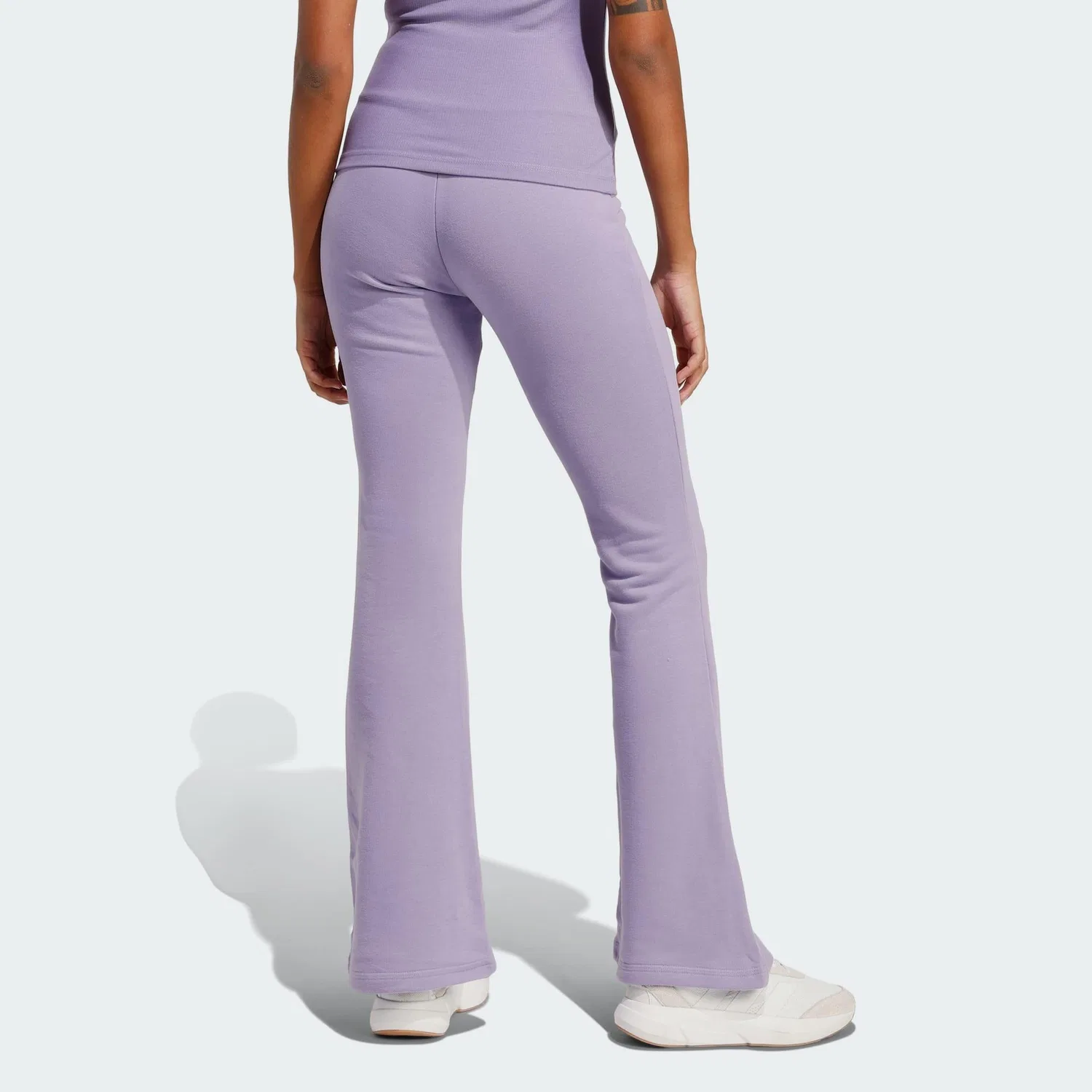 Женские брюки клеш из футера Seasonal Essentials Adidas, Helllila — фото 3