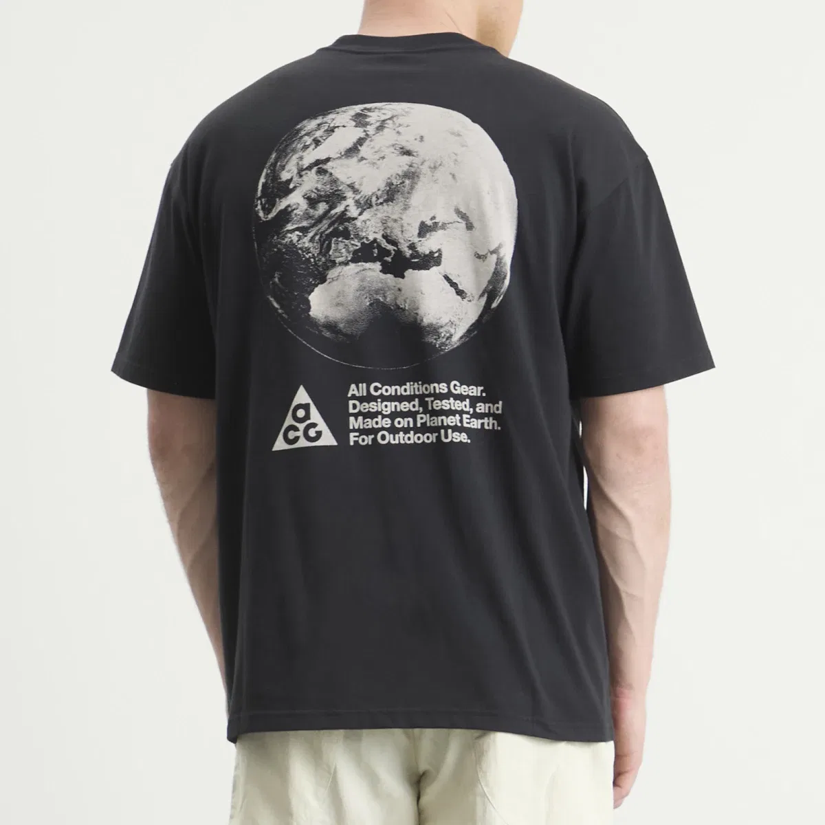 Футболка с технологией Dri-FIT Nike ACG Camp T-Shirt Nike, Black — фото 3