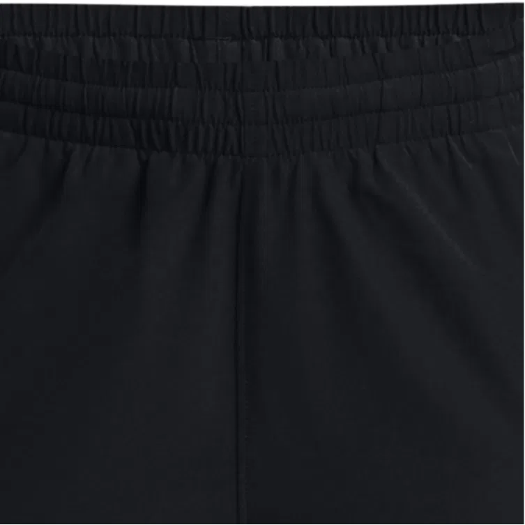 Детские шорты с длиной до колена Under Armour, Black — фото 4