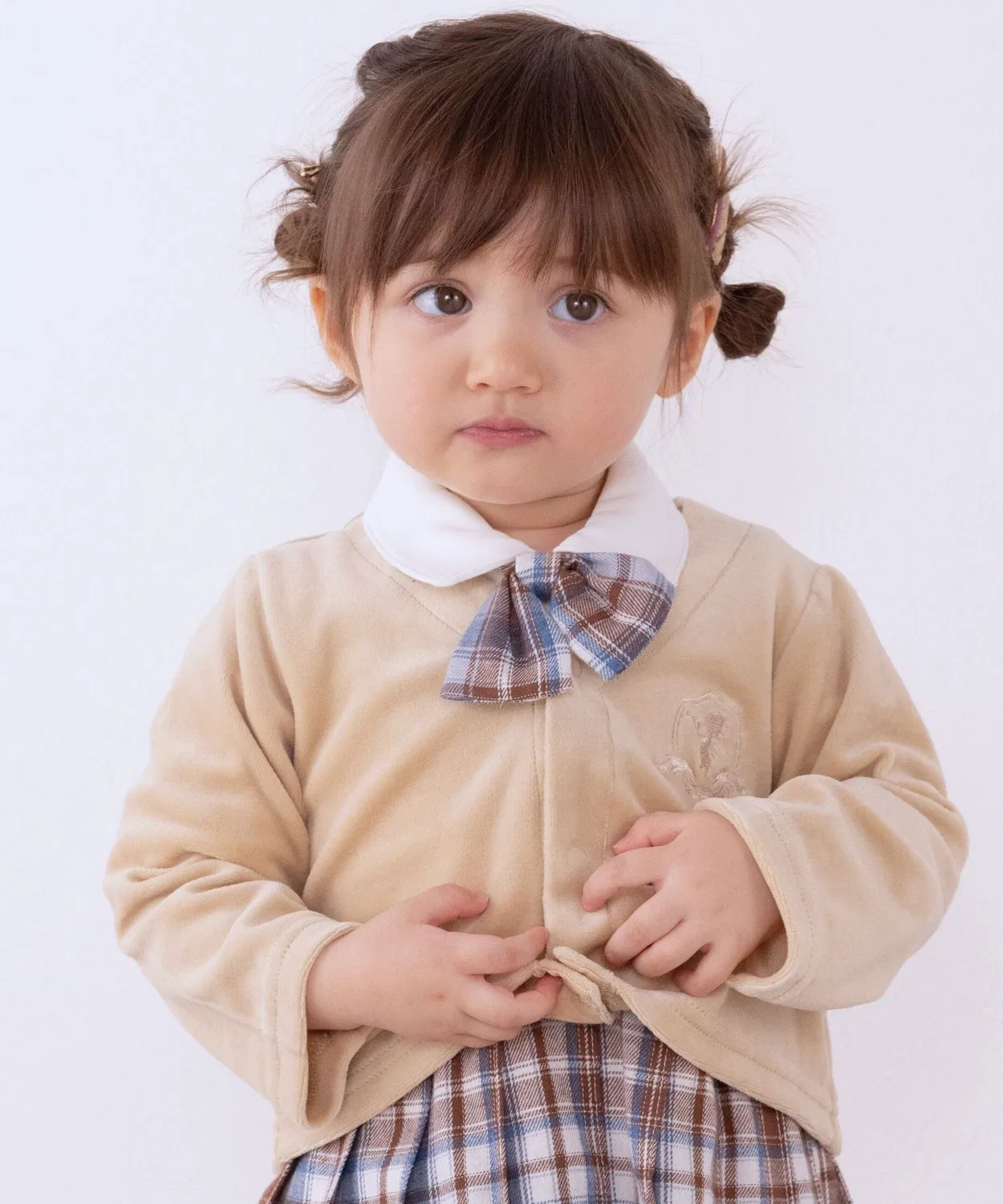 Детский кардиган из велюра с V-образным вырезом SweetMommy, Light Beige