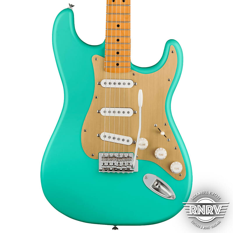 

Squier 40th Anniversary Stratocaster, Vintage Edition, кленовый гриф, золотая анодированная накладка, Satin Sea Foam Green Fender Squier 40th Anniversary Stratocaster, Edition, Maple Fingerboard, Gold Anodized Pickguard,