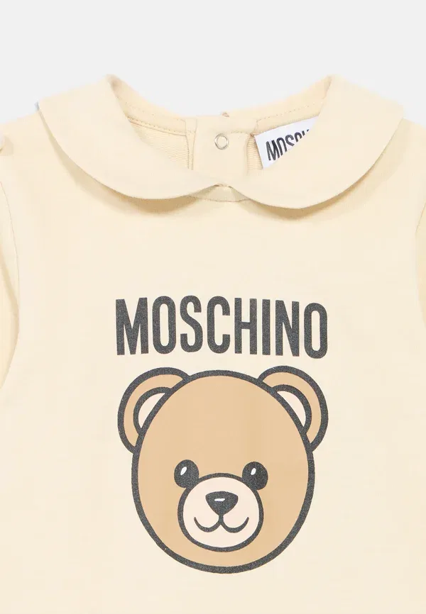 Детский комбинезон Moschino, бежевый — фото 4