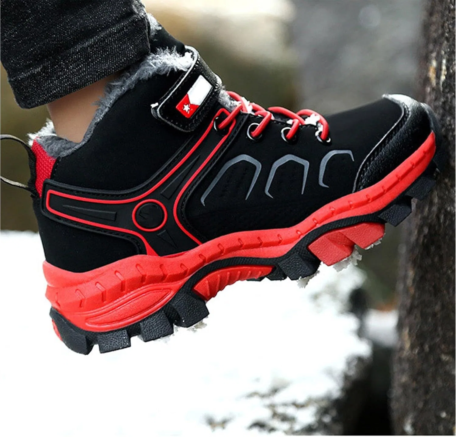 Детские кроссовки для мальчиков с высоким верхом на шнуровке Boys Hiking Sneakers, Red — фото 2