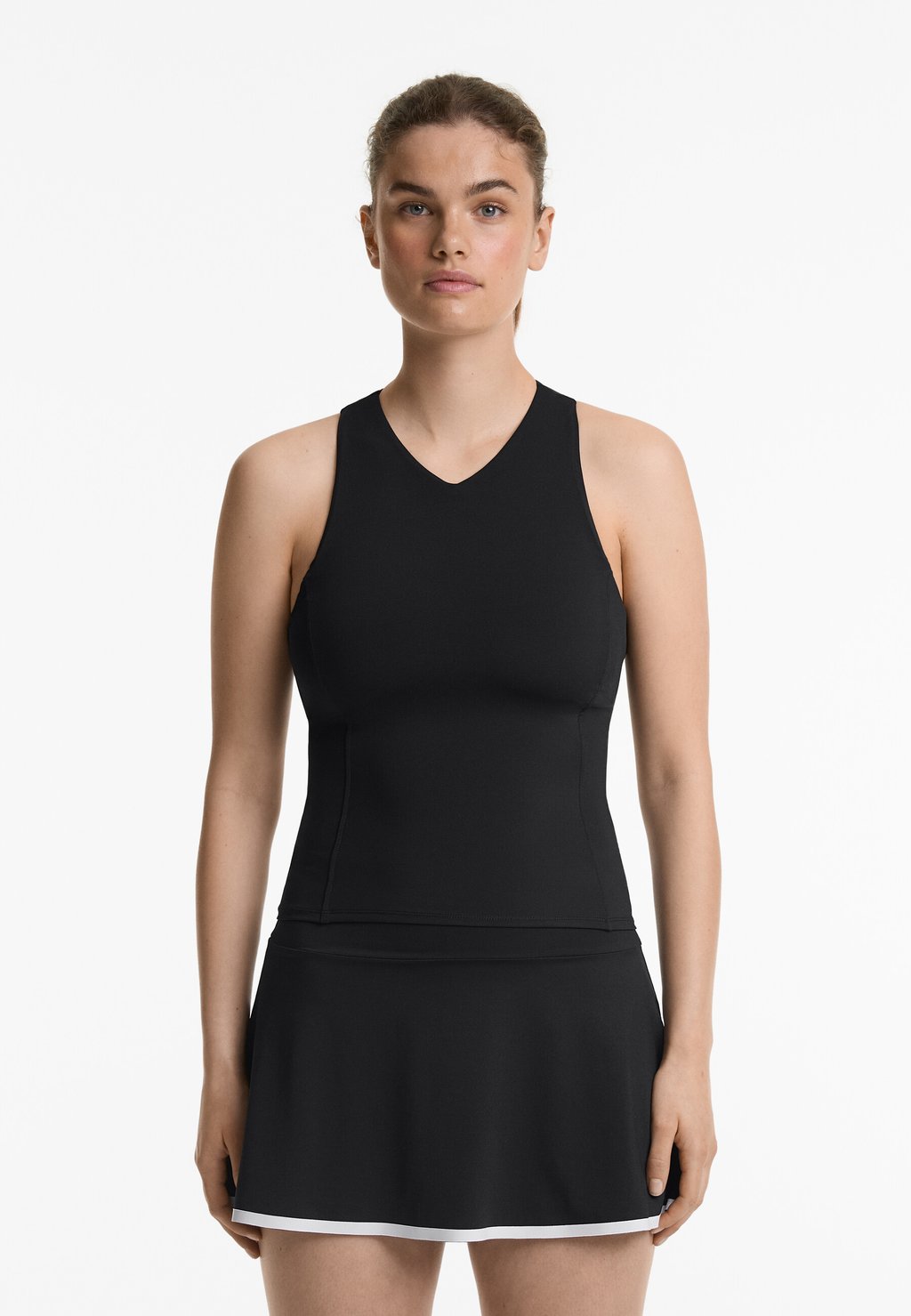 

Топ SLEEVELESS OYSHO, черный