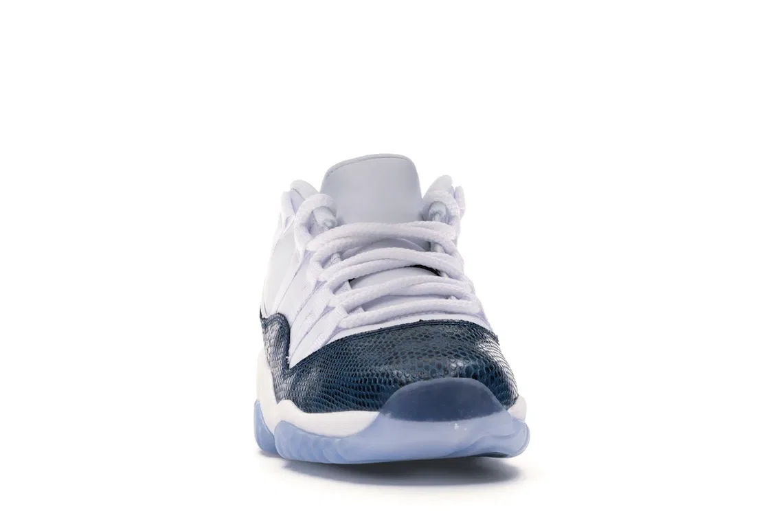 Детские кроссовки с низким верхом Jordan 11 Retro Low, White/Black-Navy — фото 2