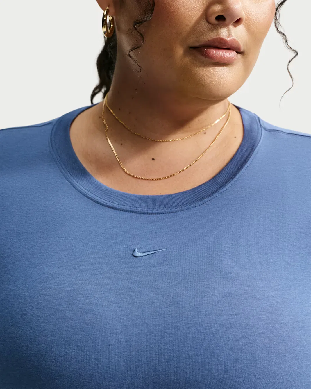 Женская укороченная футболка (большие размеры) Nike Sportswear Chill Knit, Mystic Navy — фото 3