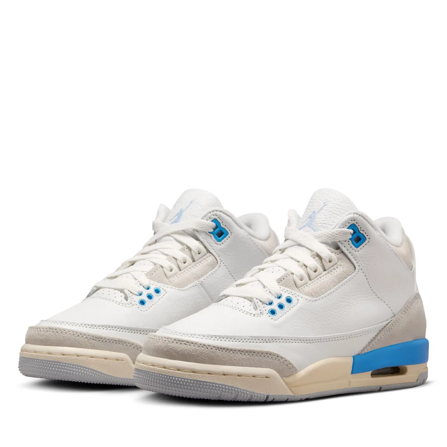 Детские кроссовки для мальчиков кожаные Air Jordan 3 Retro (Gs) NIKE, White/Light Blue/Grey — фото 2