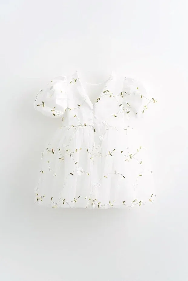 Детское платье для девочек с цветочным аппликацией Flower 3d floral detailed embroidered tulle dress Banamio, White — фото 2