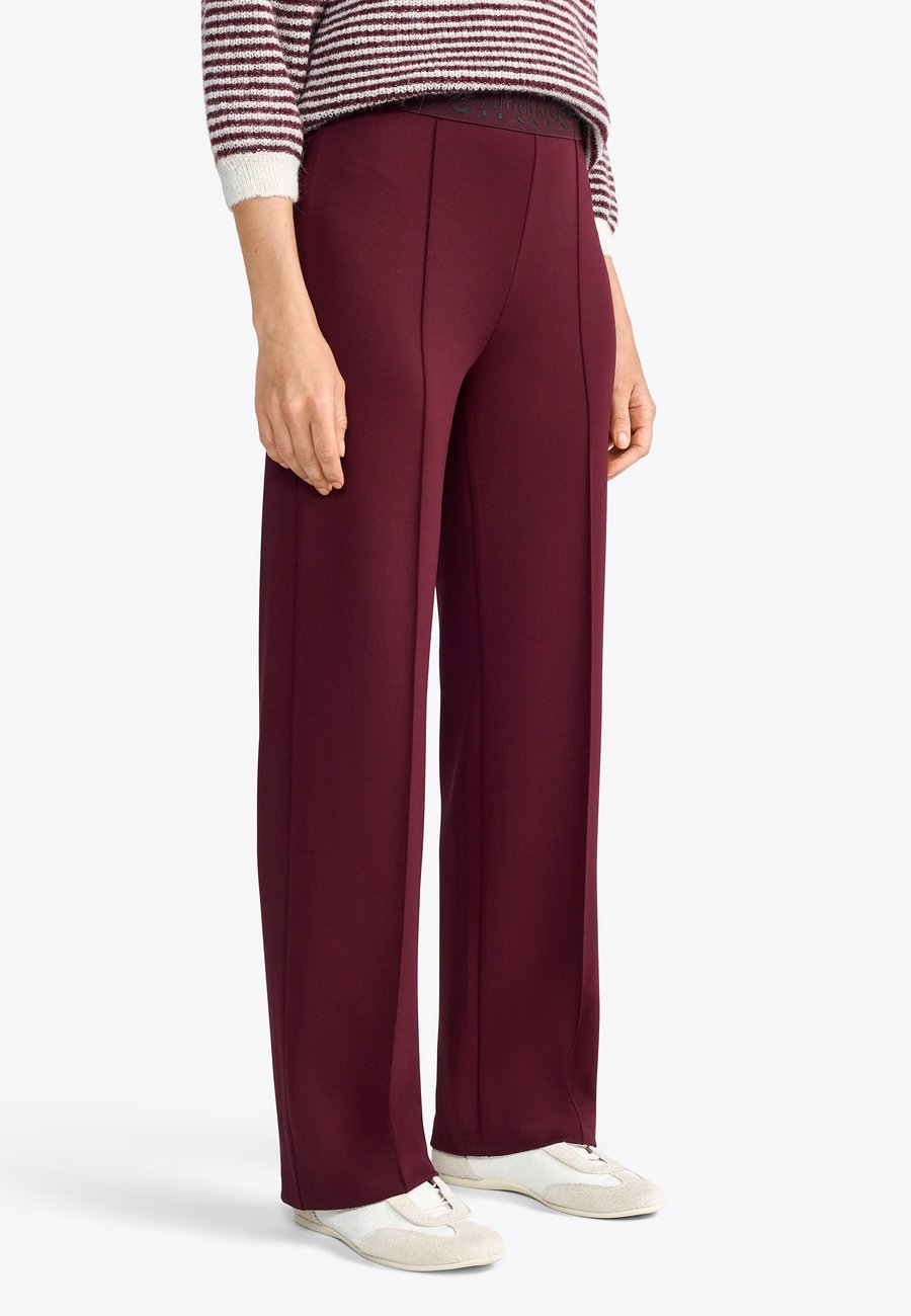 

Брюки Rich & Royal Trousers, Ruby Glow/Bordeaux