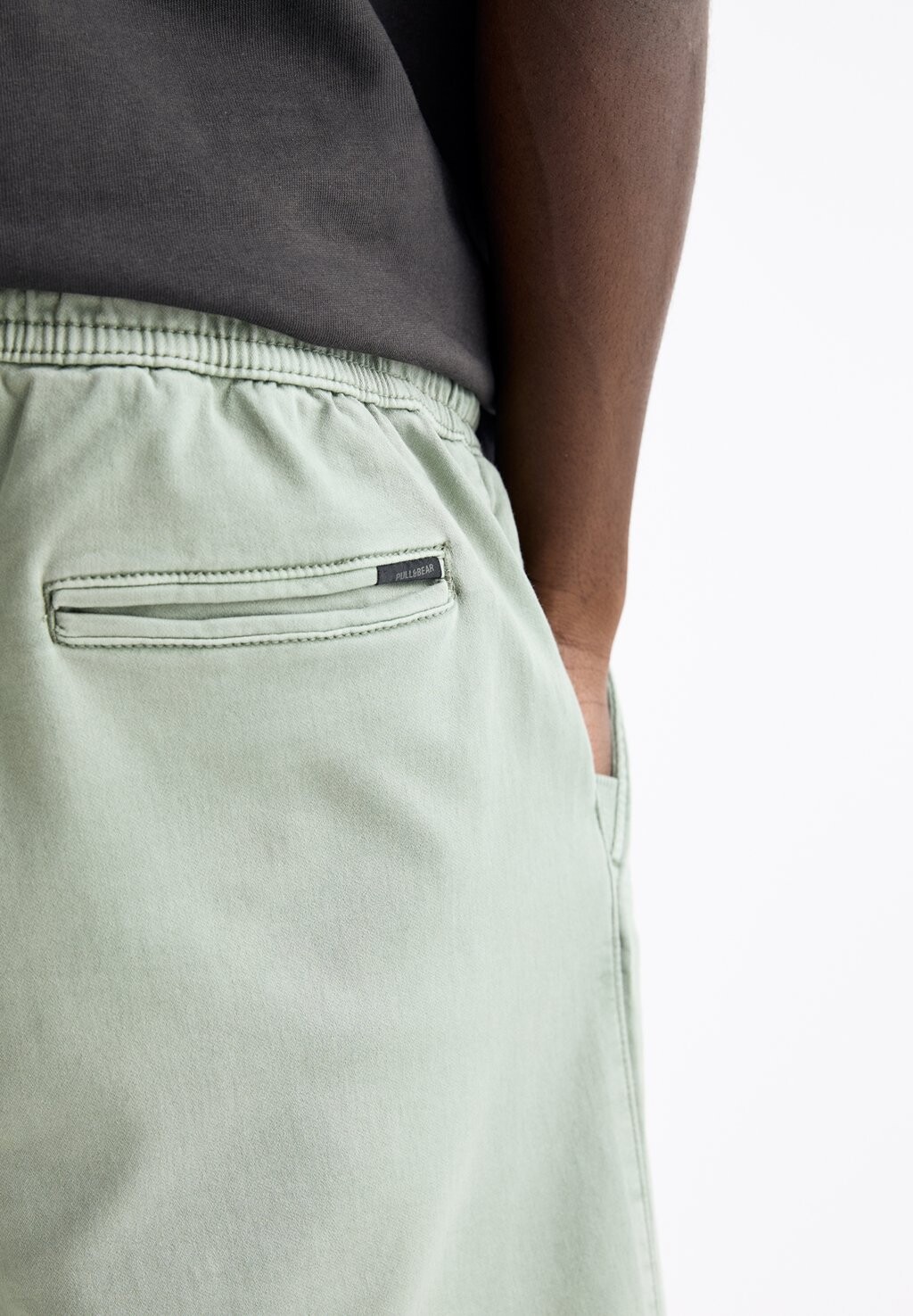 

Шорты BERMUDA JOGGERS PULL&BEAR, мята