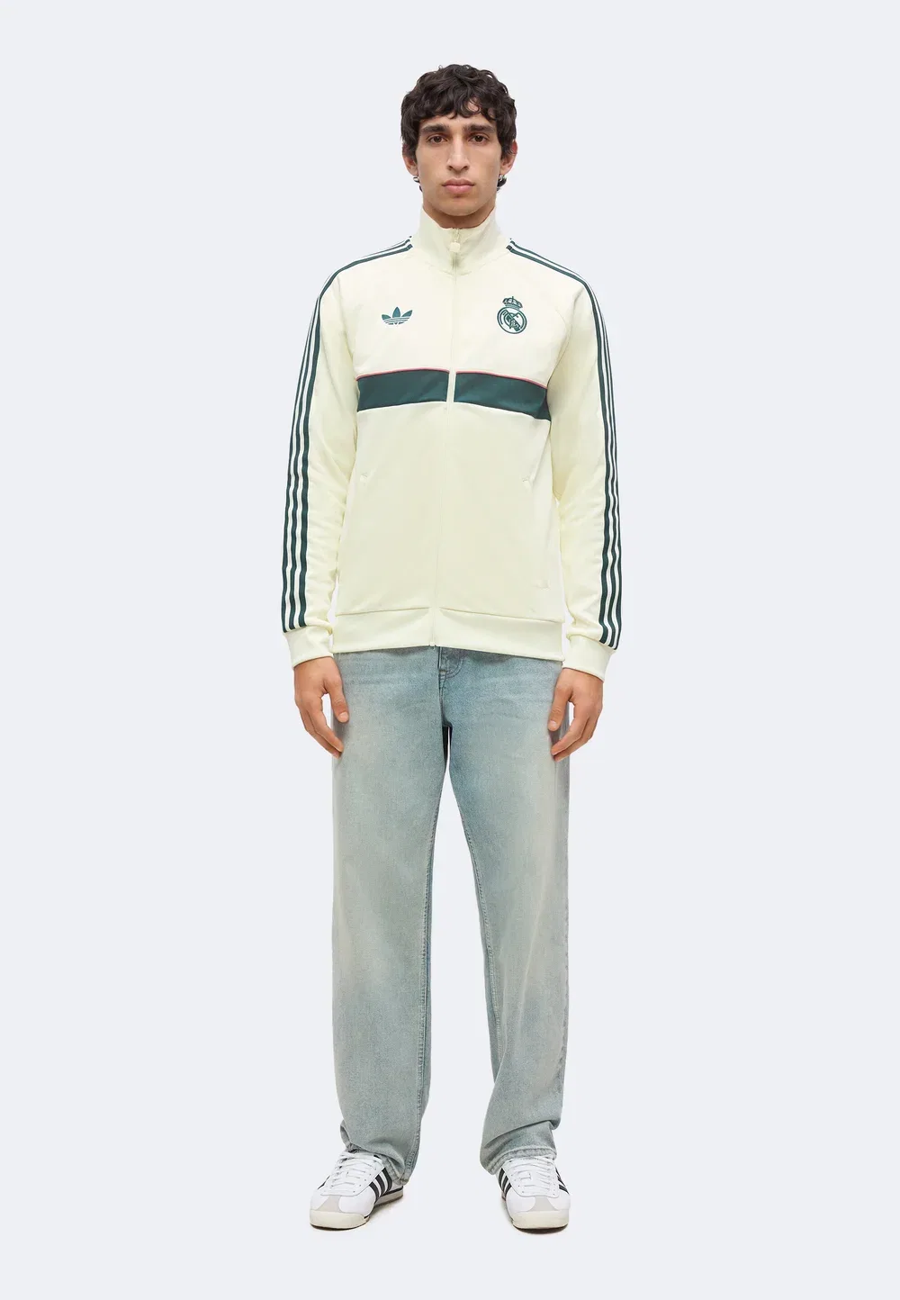 Спортивная куртка "Реал Мадрид" - клубная одежда Adidas Originals, Ivory — фото 2