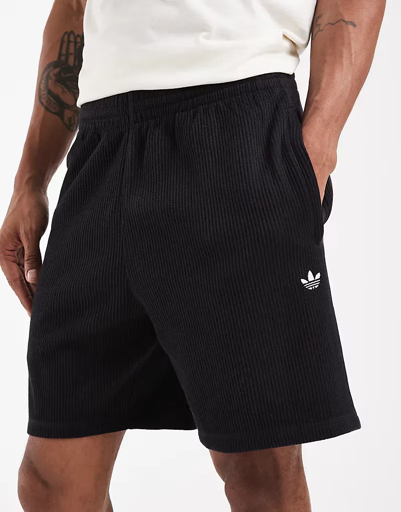 Шорты Adidas Originals Trefoil Essentials Honeycomb, черный — фото 4