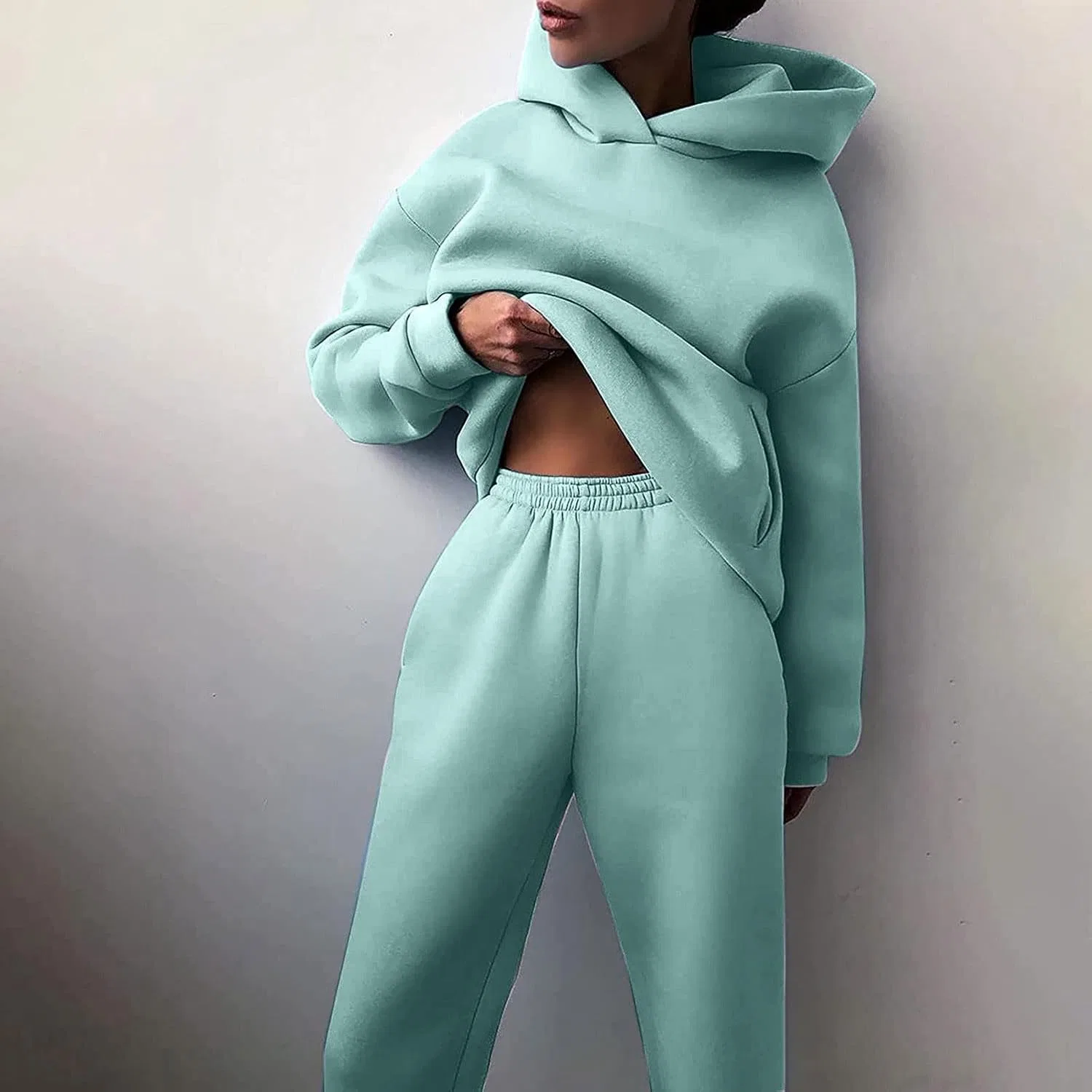 Женский спортивный комплект из худи и брюк, Oversized Fit — фото 3