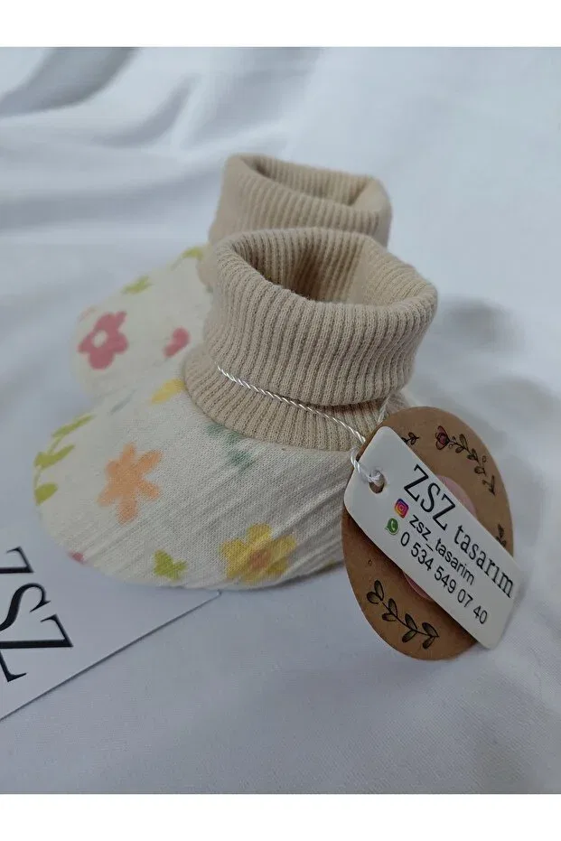 Детские пинетки с цветочным принтом Zsz Tasarım, Beige — фото 2
