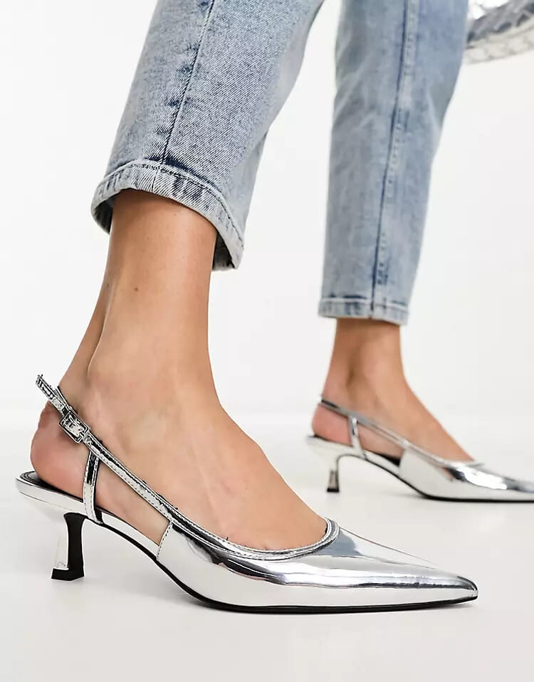 Туфли ASOS DESIGN Strut Slingback Mid Heeled, серебристый