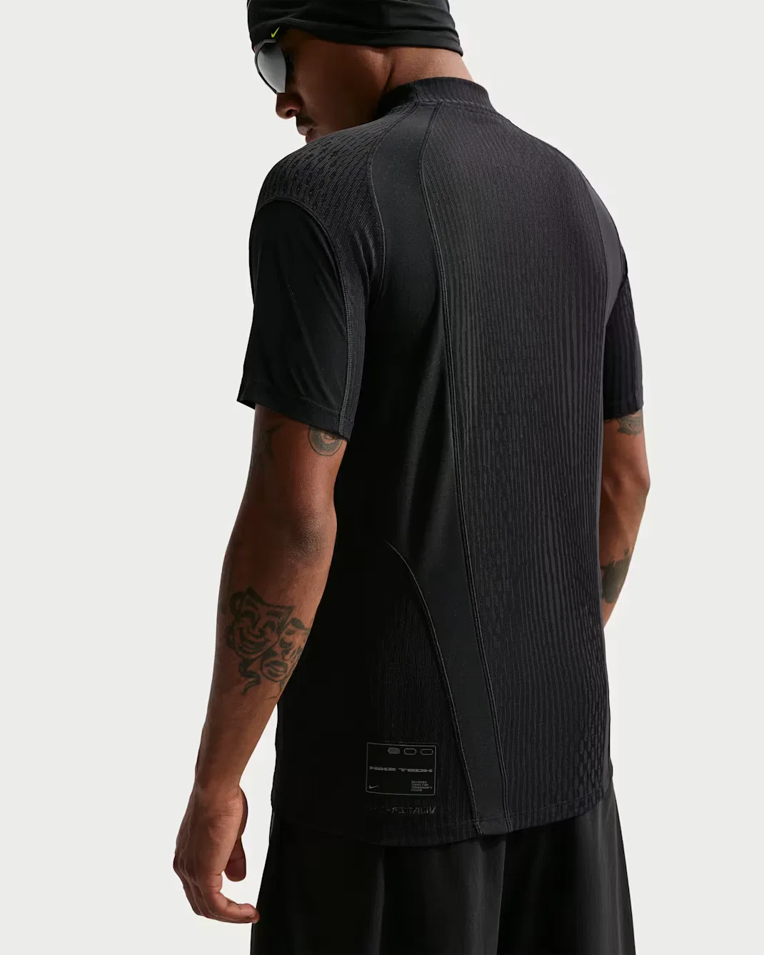 Мужская футболка с коротким рукавом Dri-FIT ADV Nike Tech, Black/Black — фото 2