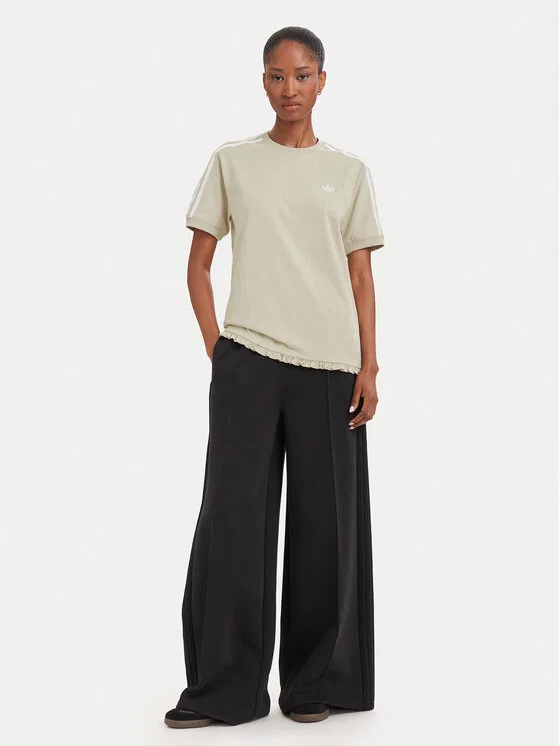 Футболка regular fit Pleated Adidas, бежевый — фото 2