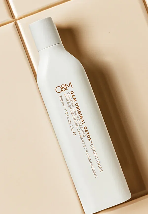 Кондиционер для волос восстанавливающий Original detox conditioner O&M 350 мл — фото 3