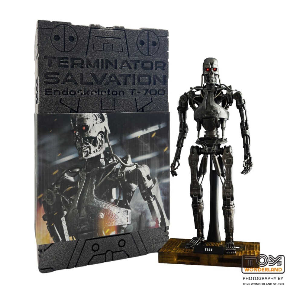 

Фигурка Hot Toys Terminator Salvation T-700 Endoskeleton MMS94, 35 см