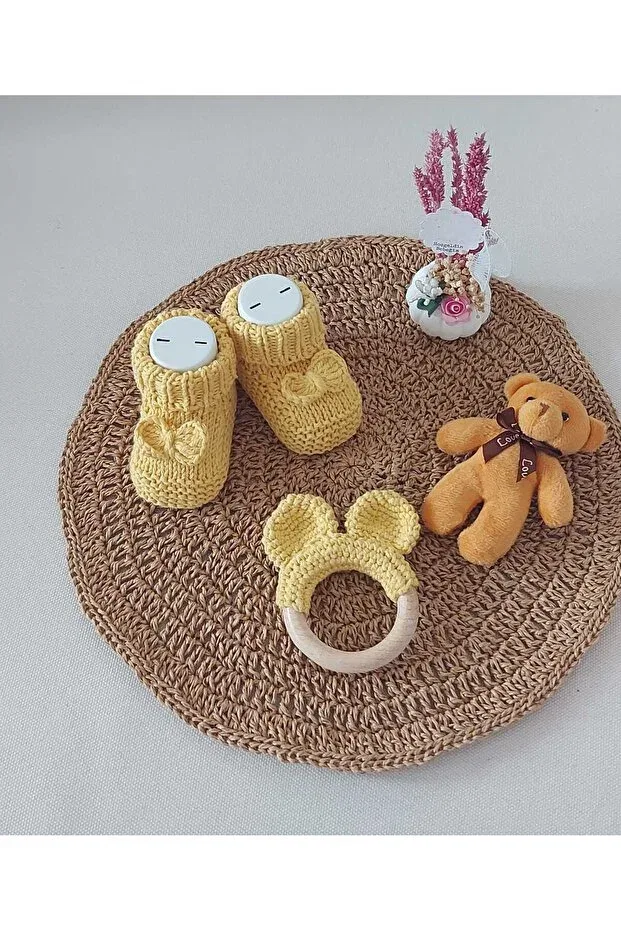 Детские пинетки для новорожденных вязаные с бантом Lemon Yellow Newborn Gift Baby Hand Knitted Acrylic Wool Teether Booties with Bow 0-6 Months Begin, Lemon Yellow — фото 2