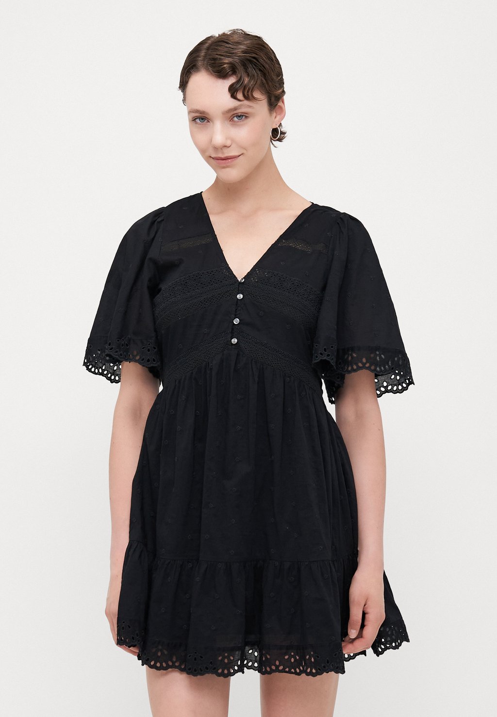 

Платье-рубашка FLUTTER MINI DRESS Gap Tall, черный