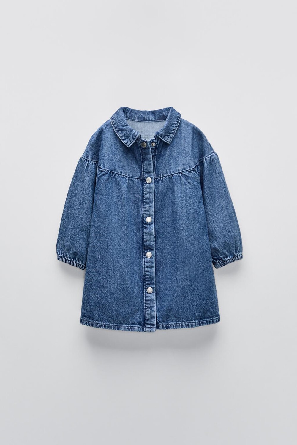 

Джинсовое платье с вышитой этикеткой ZARA, средне-синий