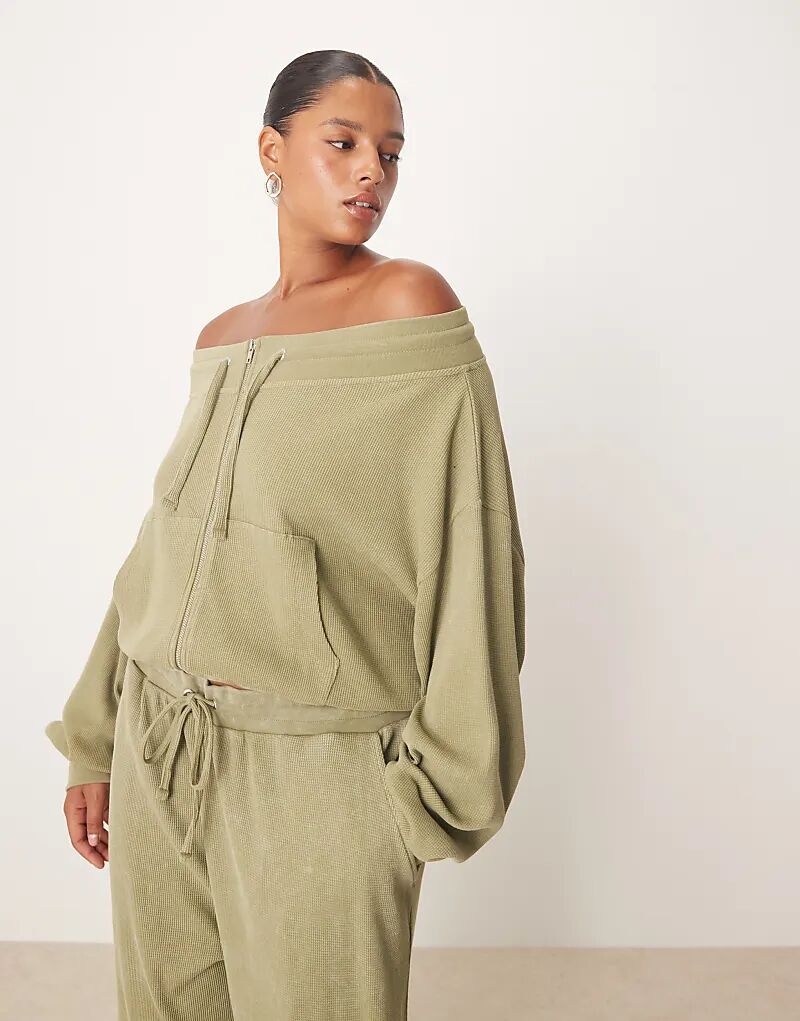 

Джемпер с вафельным узором и открытыми плечами ASOS DESIGN Curve цвета хаки