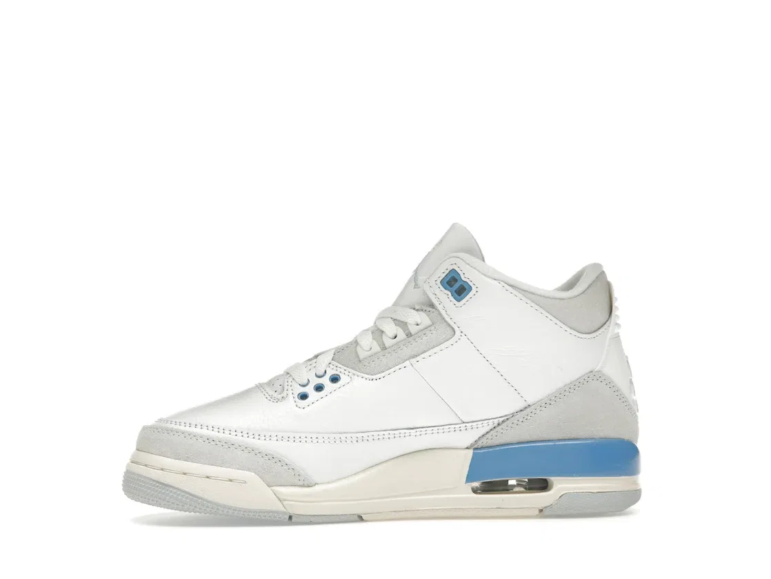 Детские кроссовки для школьников с принтом Jordan 3 Retro Jordan, Summit White/Hydrogen Blue/Legend Blue/Photon Dust/Pure Platinum/Sail — фото 3