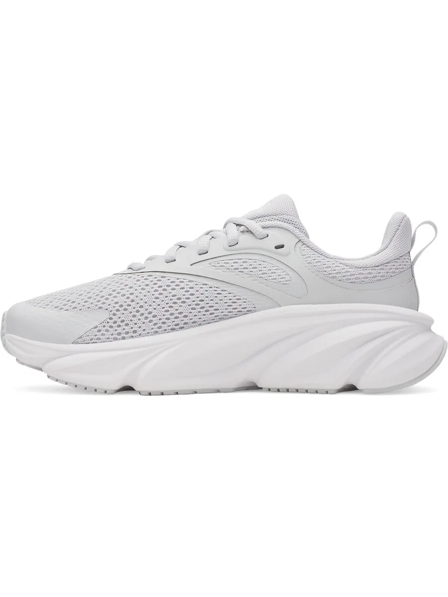 Спортивные кроссовки UNDER ARMOUR 'GGS Rogue 6' светло-серого цвета — фото 2