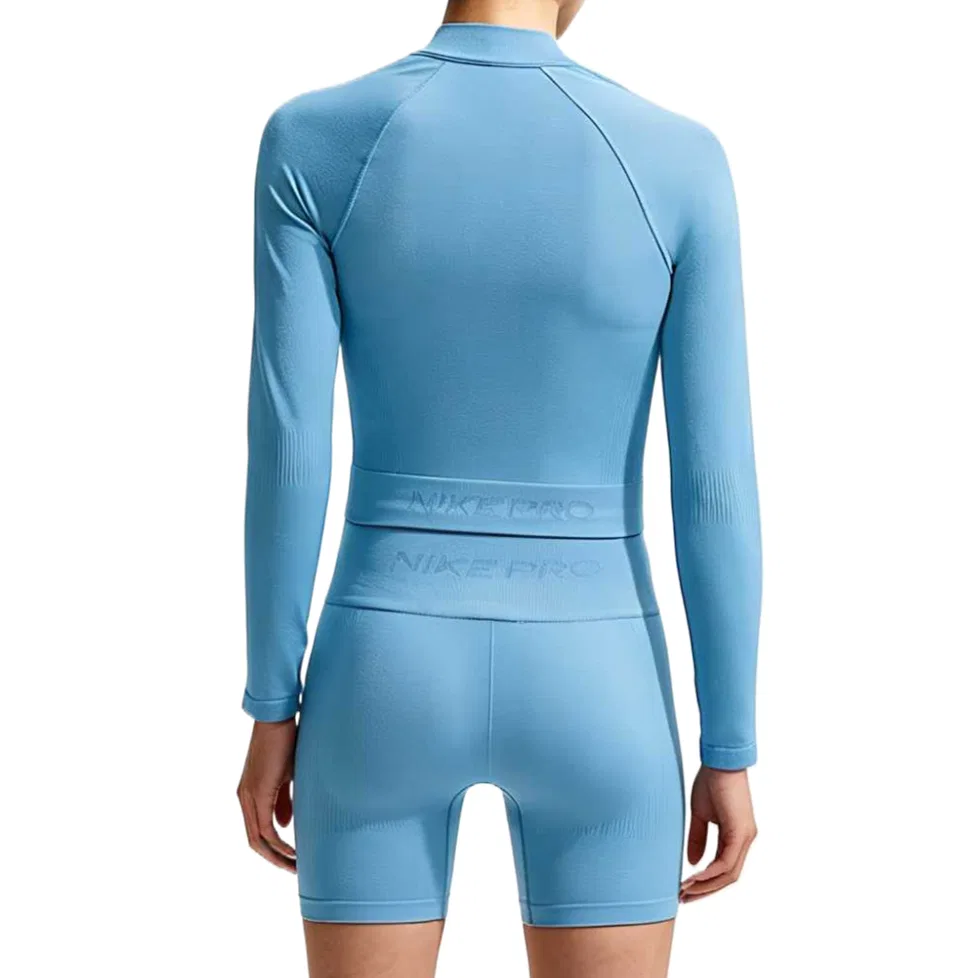 Женская футболка Nike Pro Stand Collar, Work Blue — фото 4