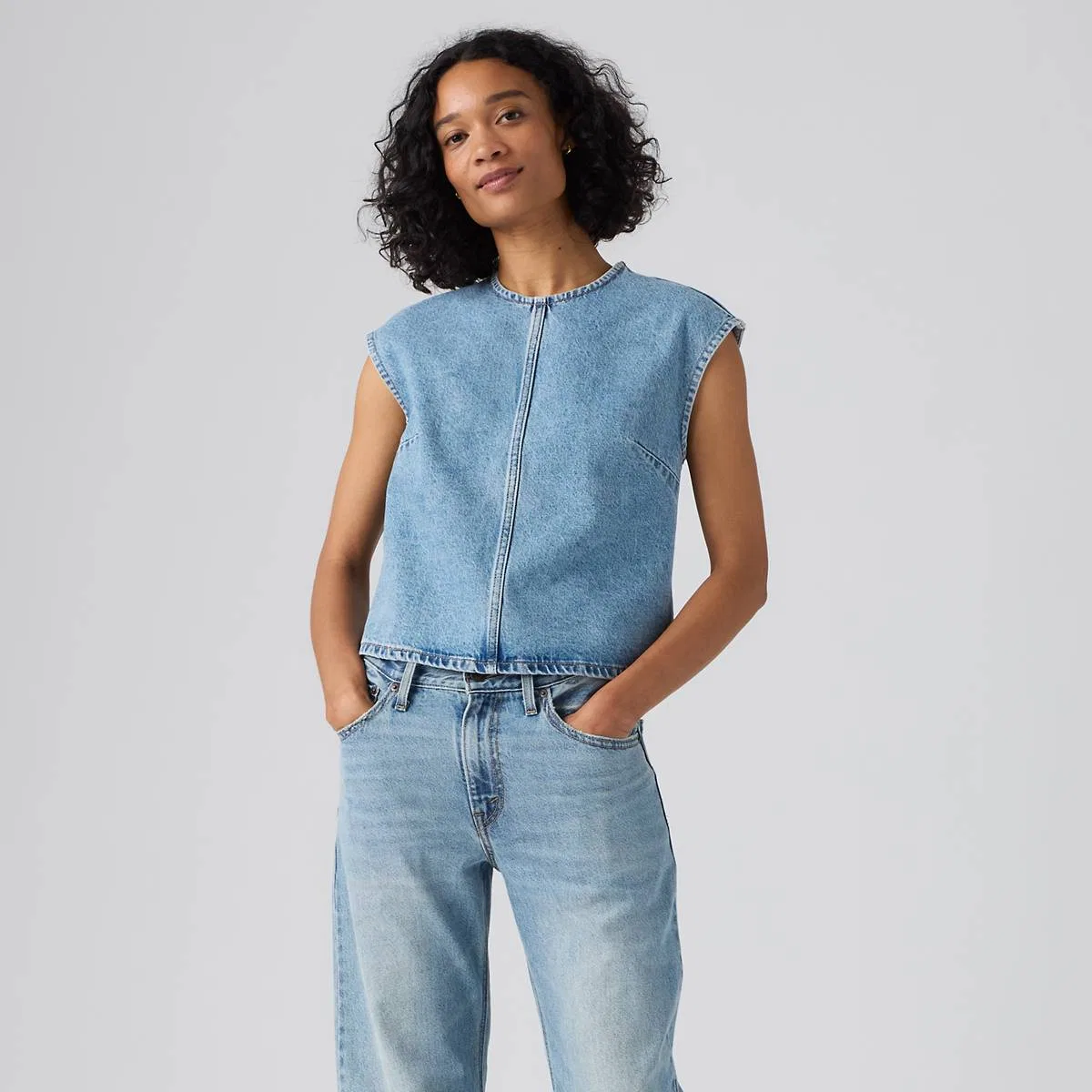Джинсовая футболка без рукавов Levi's, Easy Days - Medium Wash — фото 3