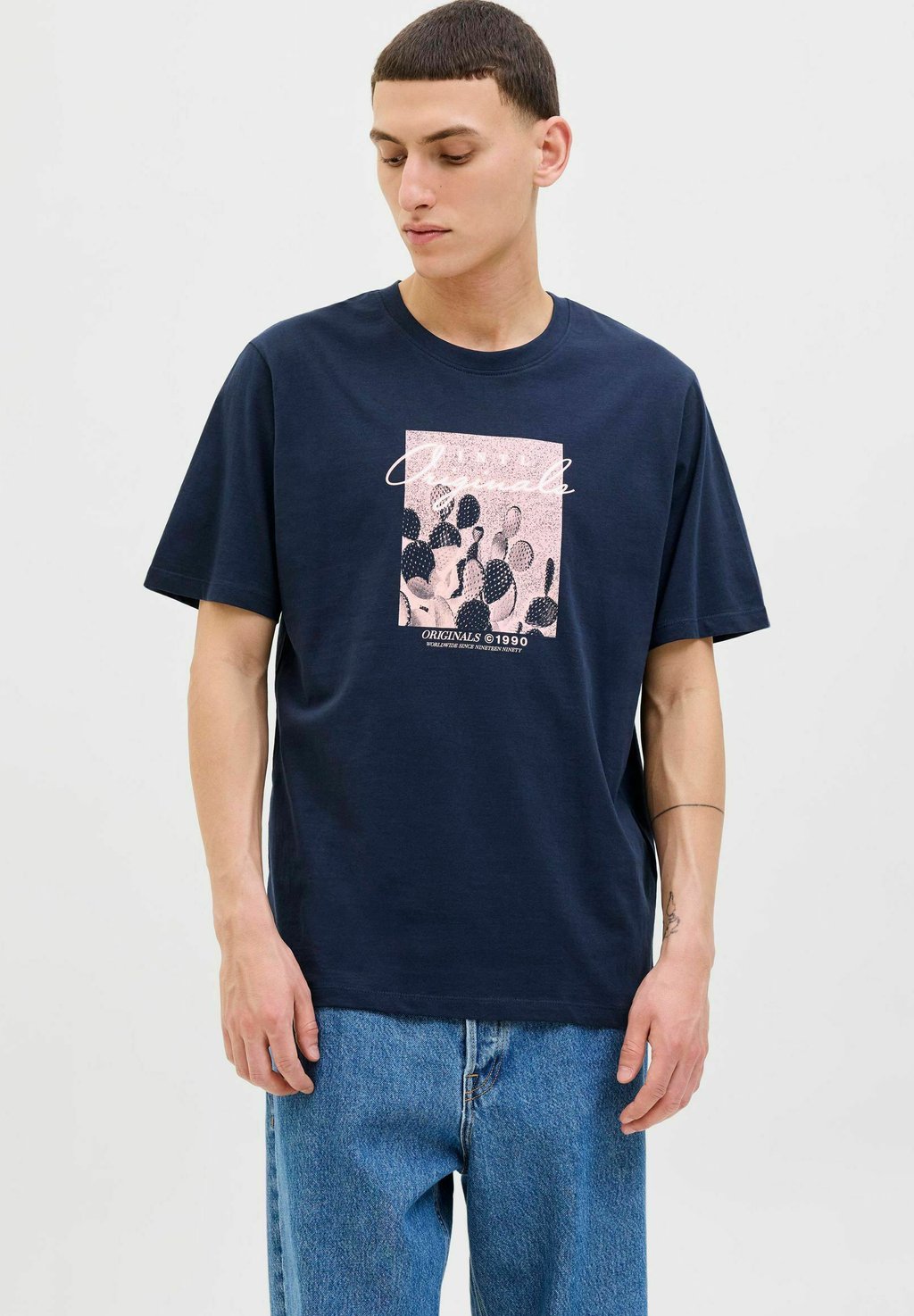 

Футболка с принтом GEDRUCKT RUNDHALSAUSSCHNITT Jack & Jones, темно-синий