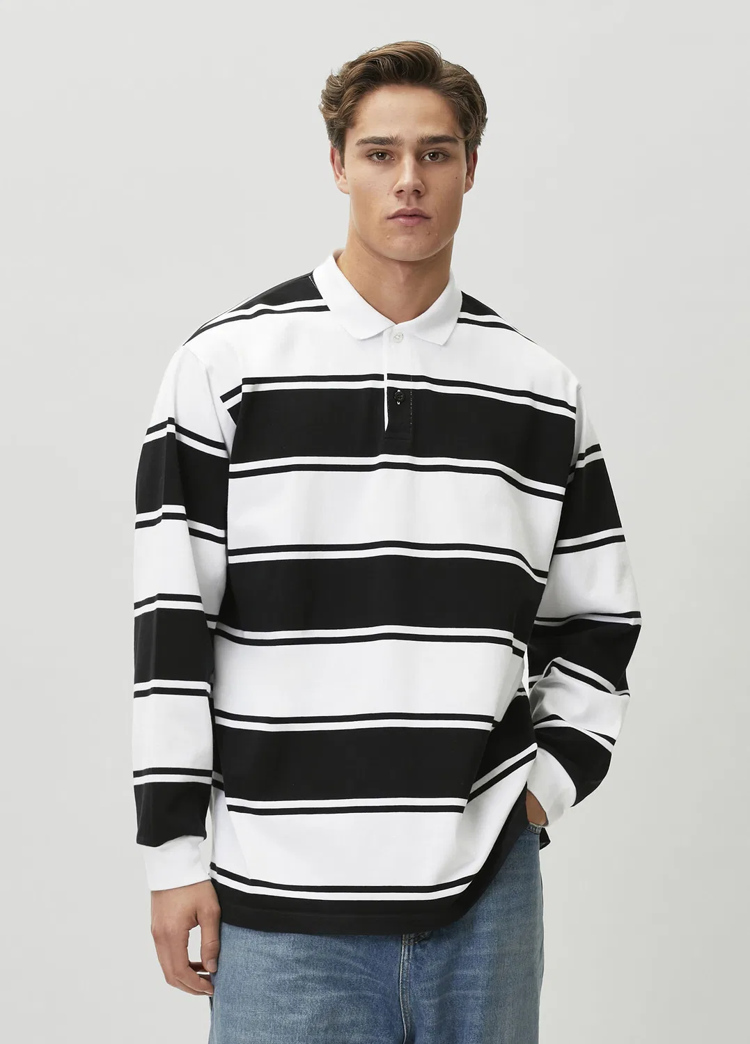 Поло Balenciaga, черно-белый