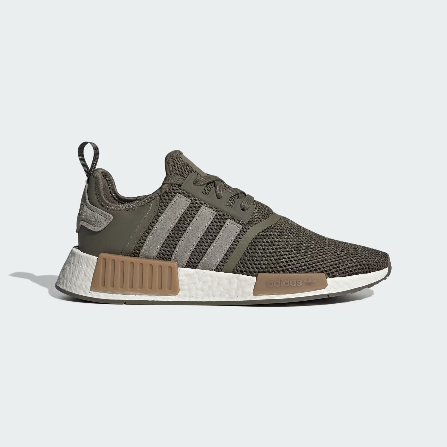 

Обувь NMD_R1 Adidas, цвет Olive Strata/Silver Pebble/Cloud White