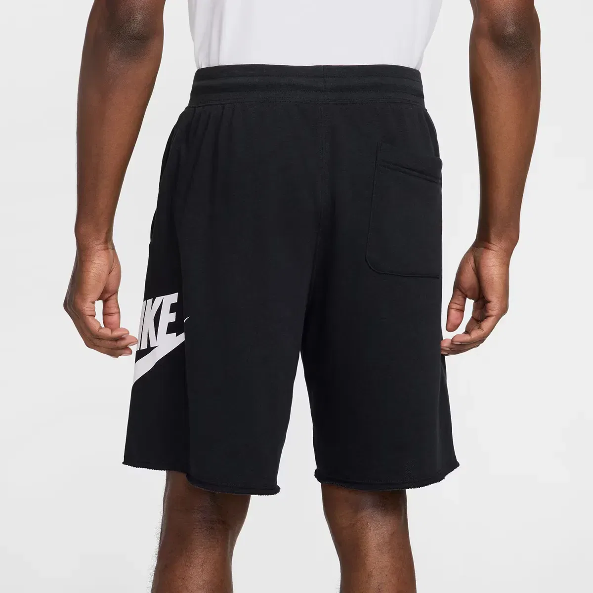 Мужские шорты Nike Club Alumni Ft Short Nike, Черный — фото 2