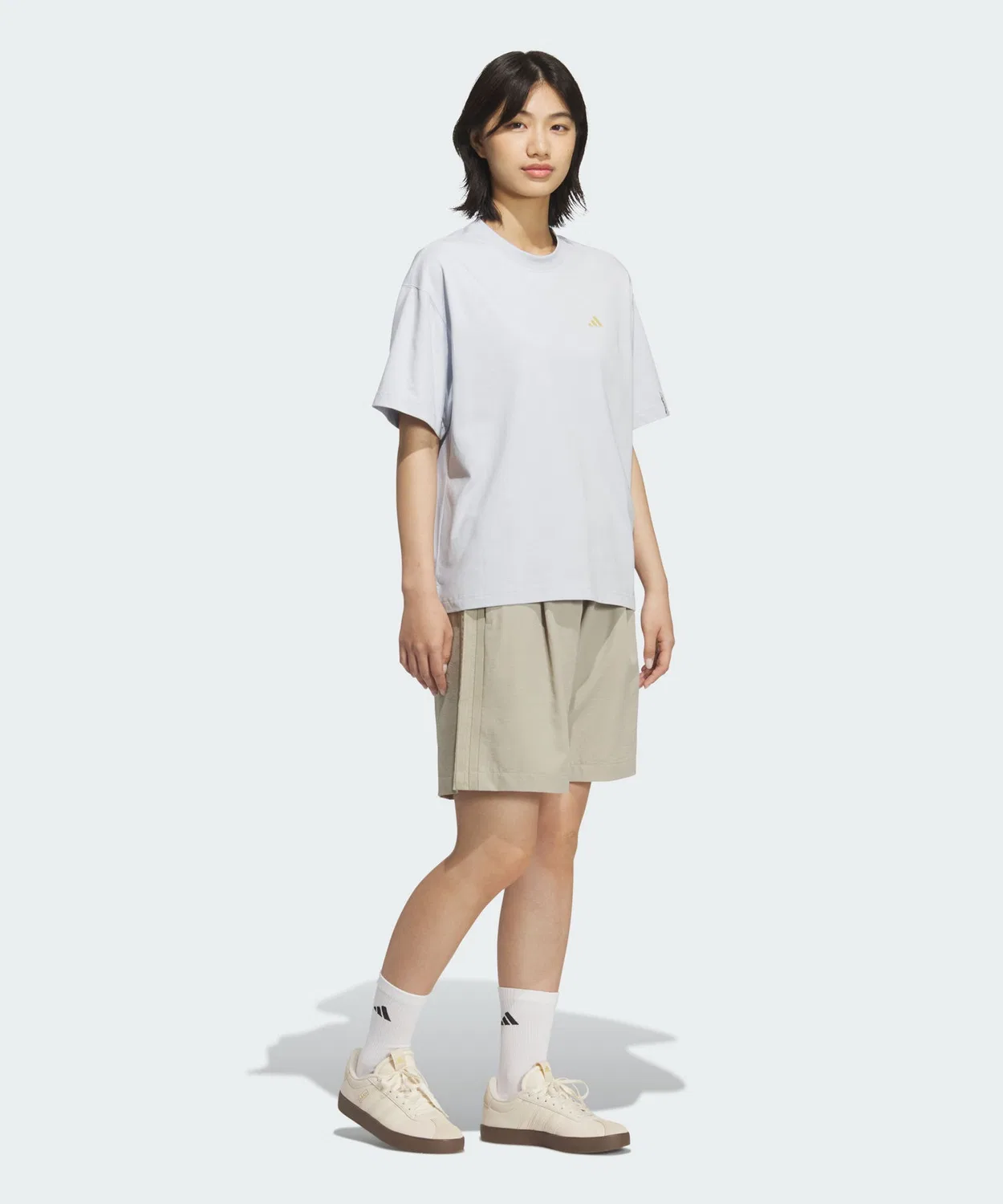 Женская футболка свободного кроя с коротким рукавом Essentials Plus Small Logo Adidas, Blue — фото 3