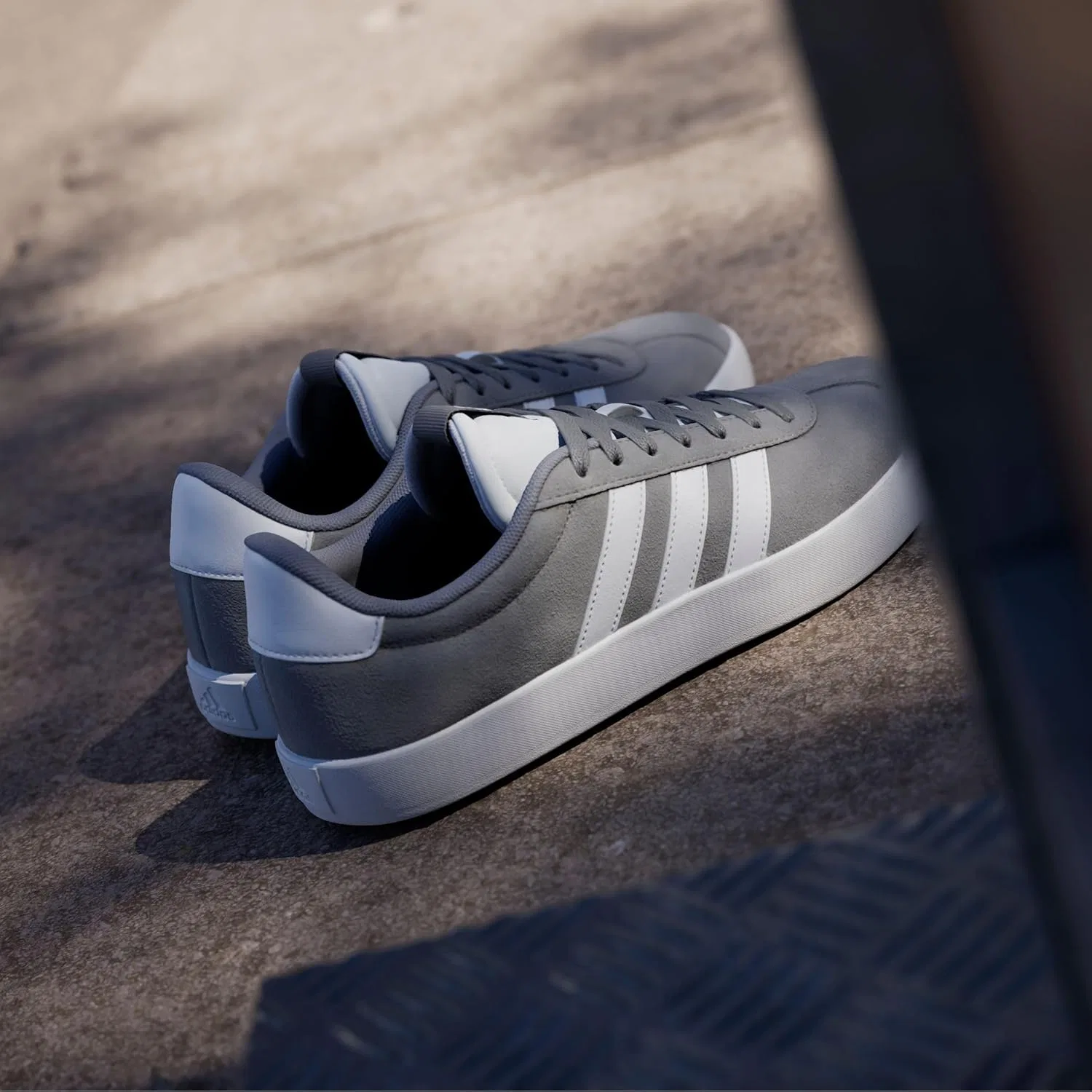 Мужские кроссовки Adidas Vl Court 3.0, белый/серый — фото 3