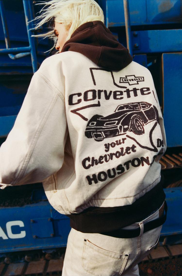 

Джинсовая куртка Chevrolet Pull And Bear, экрю