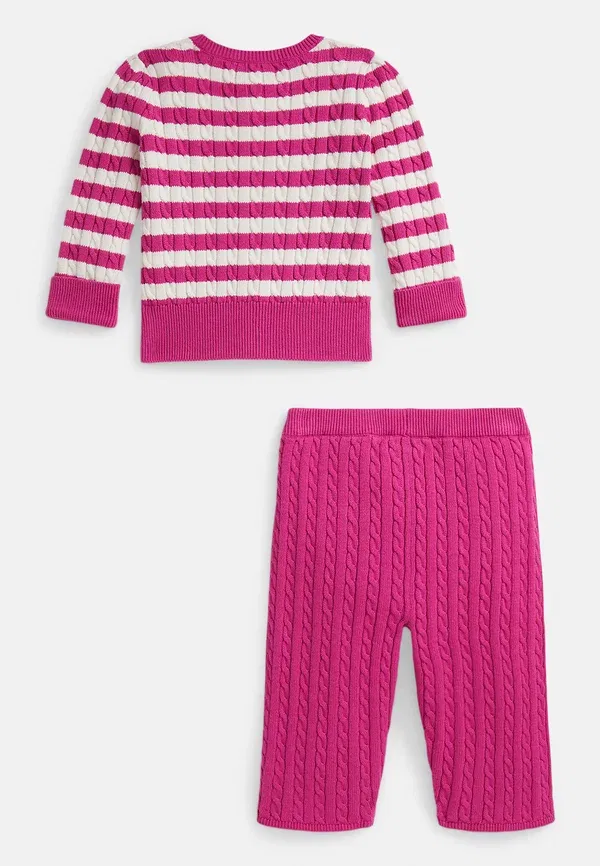 Комплект из кардигана и брюк, трикотажный, Mini cable cotton cardigan & pant set, Polo Ralph Lauren, розовый — фото 2