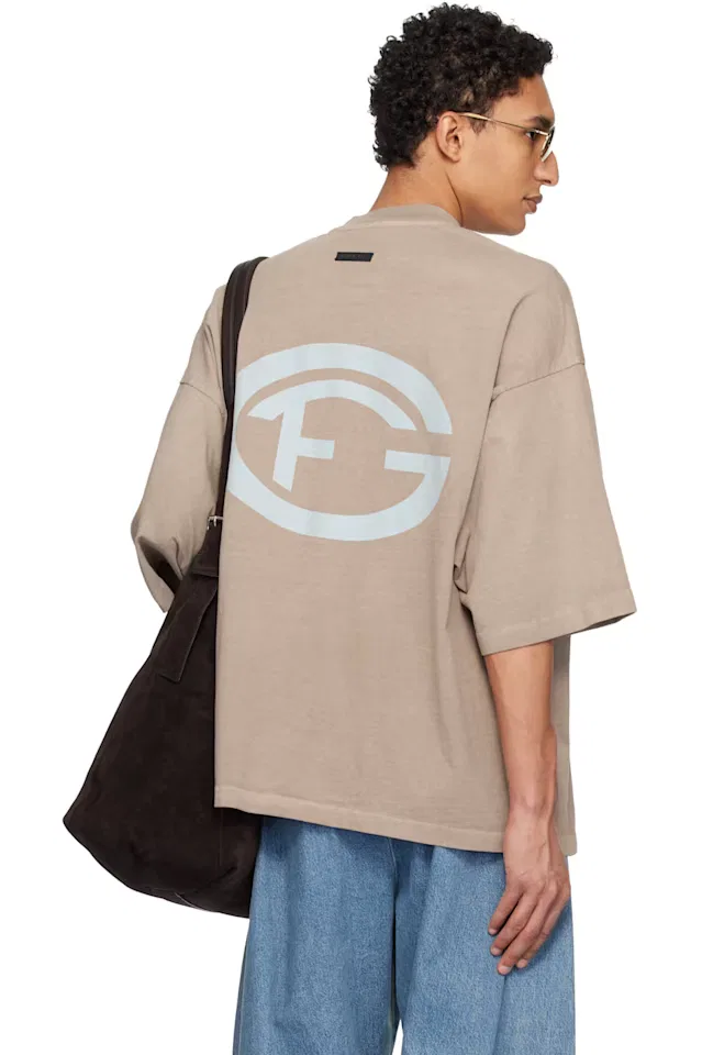 Бежевая футболка f of g Fear Of God — фото 3