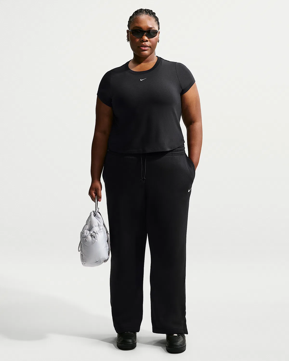 Женская укороченная футболка (плюс сайз) Nike Sportswear Chill Knit, Black/White — фото 4