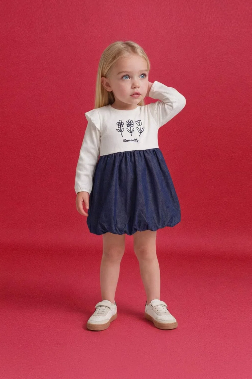 Платье-трапеция с вышивкой и длинным рукавом Defacto, экрю