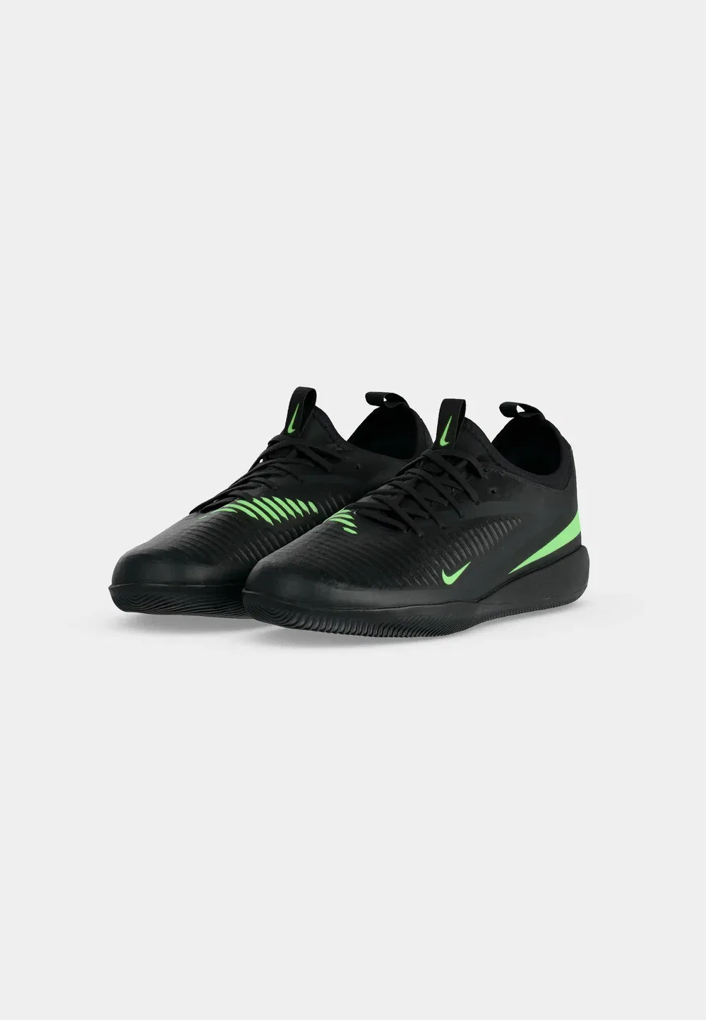 Кроссовки для мини-футбола Jr Phantom 6 Low Academy IC унисекс Nike Performance, Black/Illusion Green — фото 3