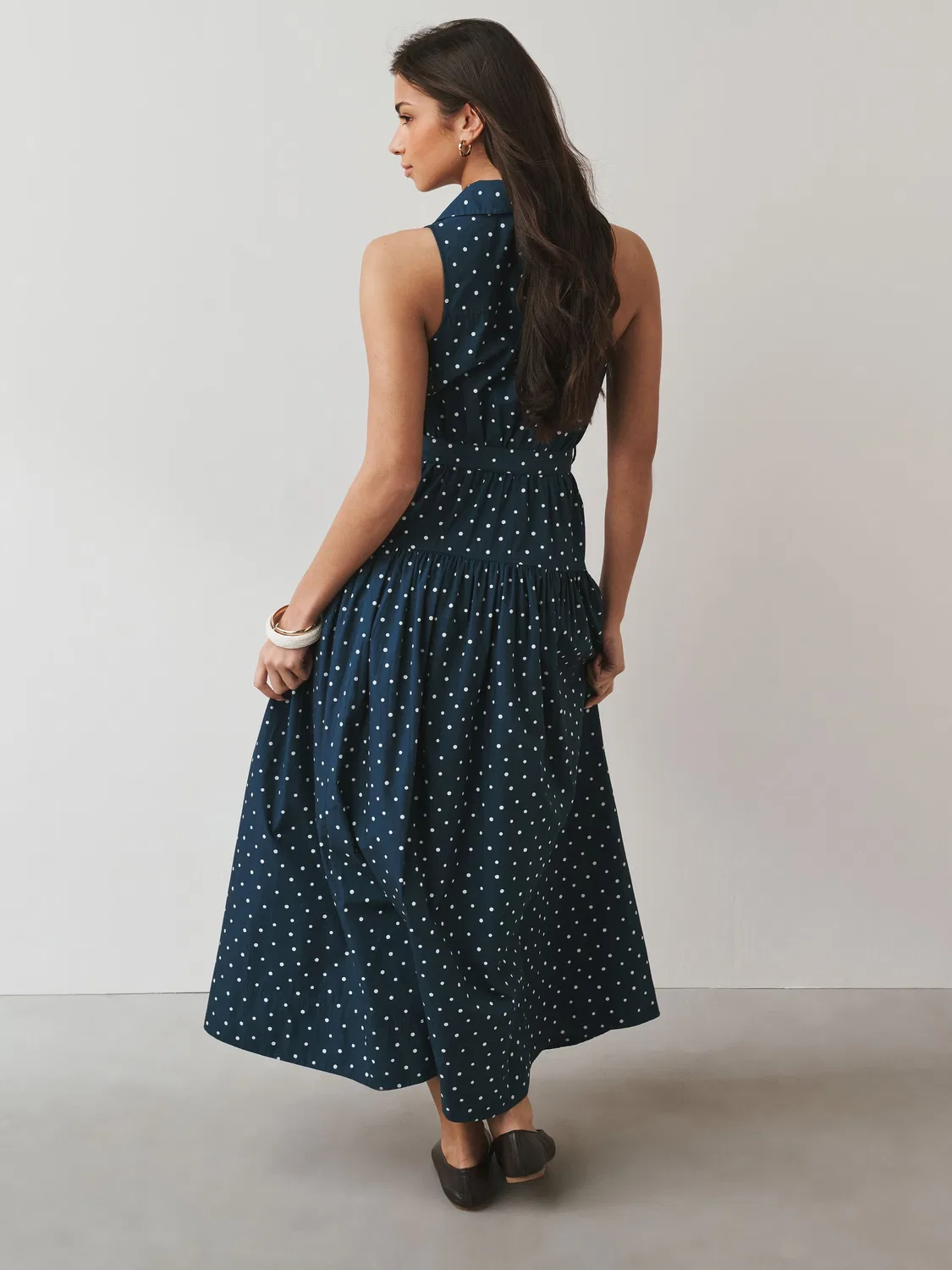 Платье-рубашка миди с поясом, хлопковое Next, Navy Blue Polka Dot — фото 3