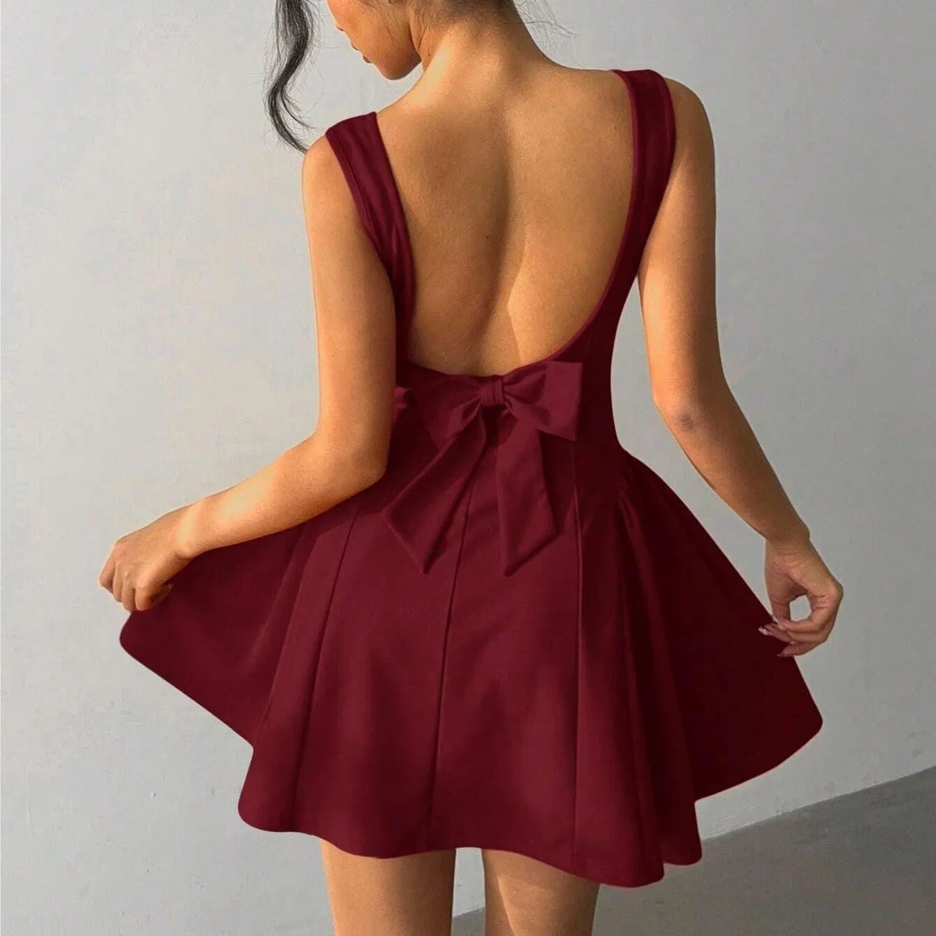 Женское мини-платье А-силуэта с открытой спиной, Burgundy — фото 2