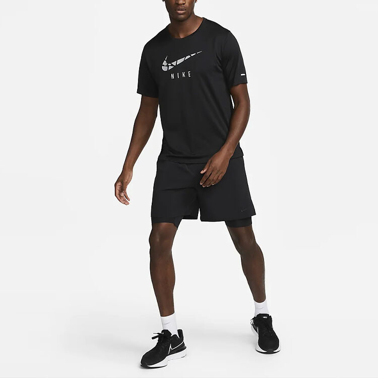

Повседневные шорты мужские черные Nike, черный