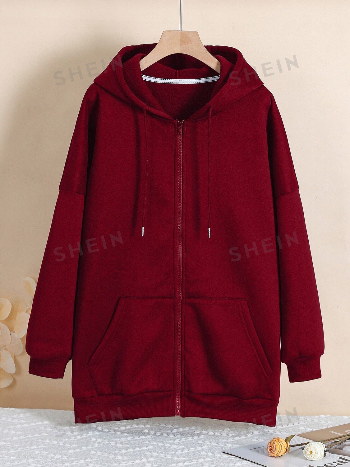 

EZwear Hoodie, Больших размеров, застежка-молния, заниженная линия плеча, кулиска, теплосохраняющая подкладка, длинная основная часть Shein, белый/бордовый